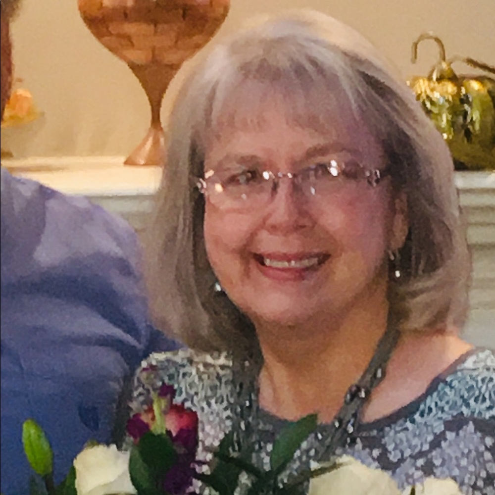 Meet your Posher, Gloria